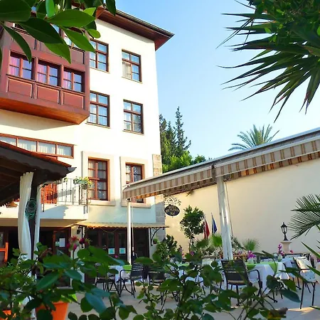 Reutlingen Hof 2*