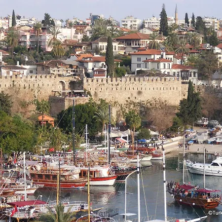 Hotel Reutlingen Hof 3*