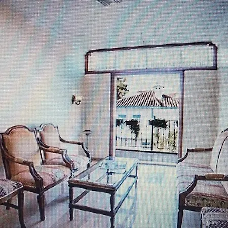 מלון Reutlingen Hof 3*